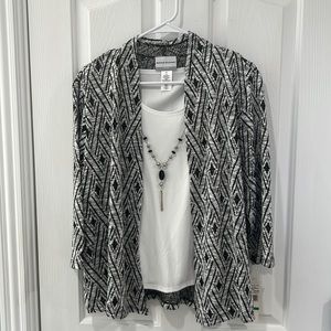 Alfred Dunner Sweater Set. Black and White. New with Tag. Size Petite Large